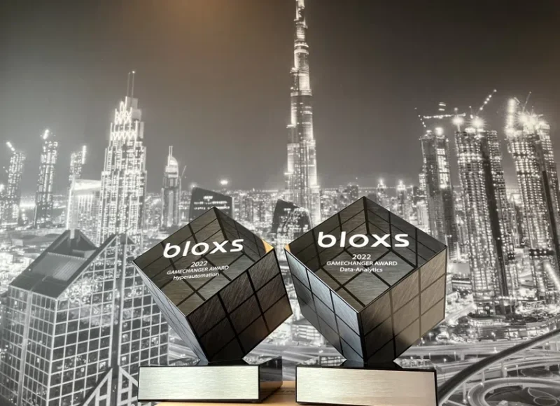 twee bloxs awards voor hyperautomatisering en data-analyse.